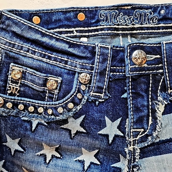 Miss Me Shorts. (Youth) Girl's Size: Waist 10x2.5 Inseam. - Picture 5 of 11